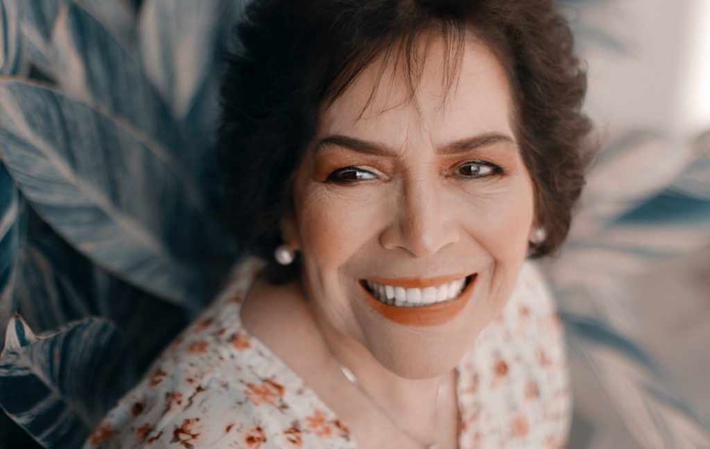 Preguntas sobre las carillas dentales Clinica dental en Sevilla y carillas dentales 1024x648 - Preguntas sobre las carillas dentales